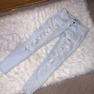 AMERICAN EAGLE JEANS